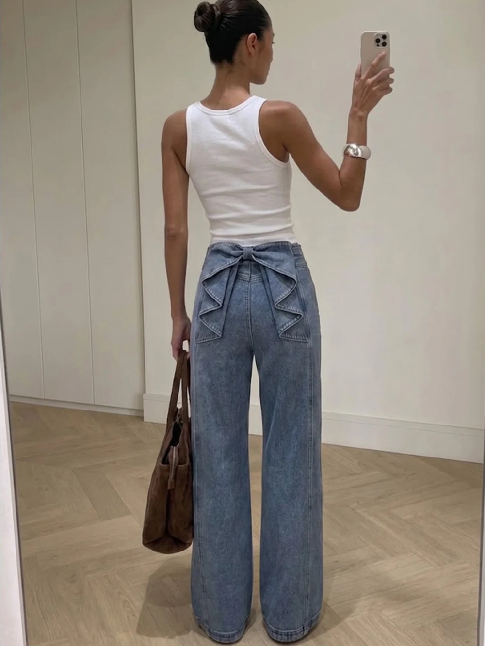 Commense Wide Leg High-Waist Jeans with Back Bow Detail - Blue XS